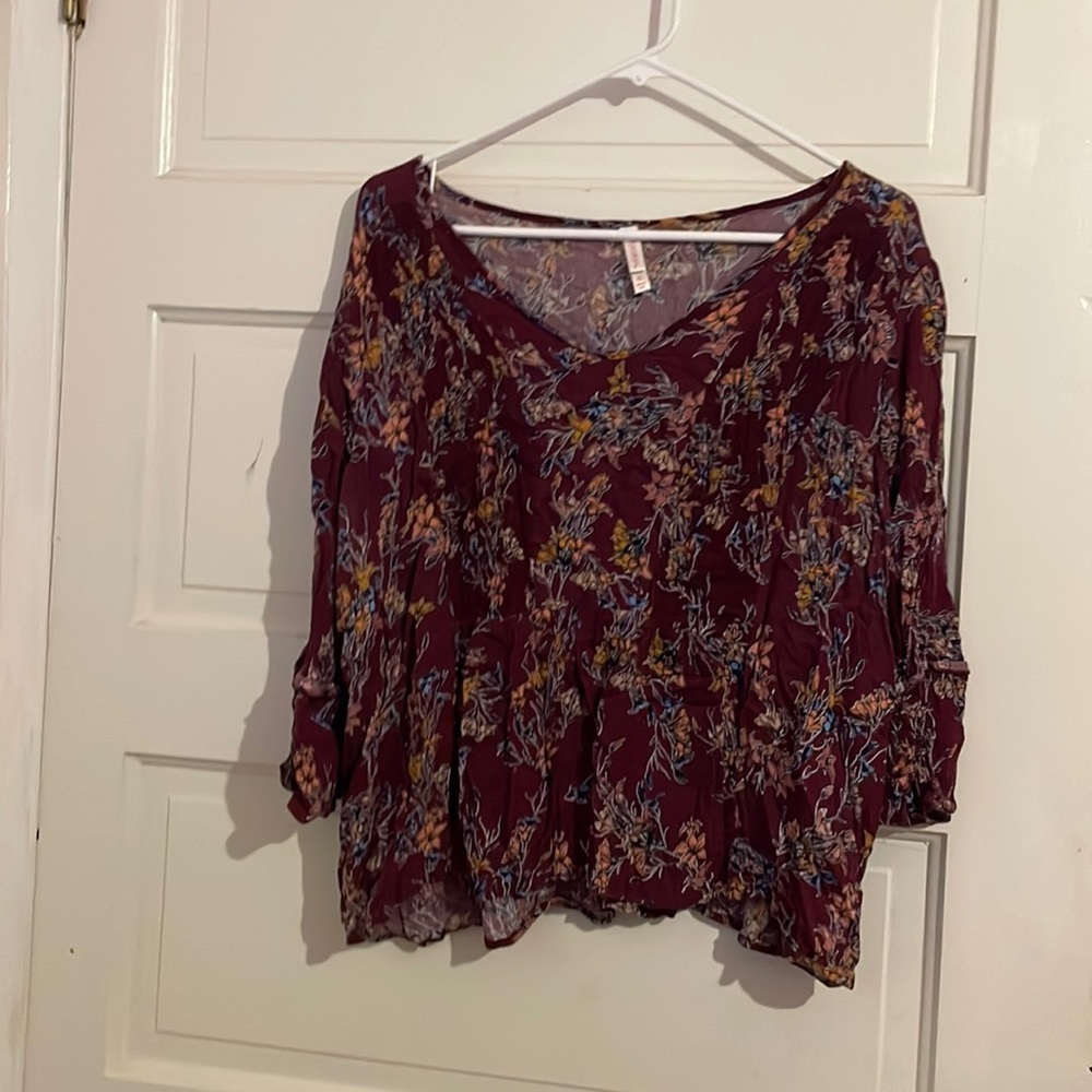 Flower long sleeve top